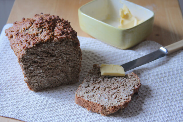 Spelt and oat bread low gluten recipe