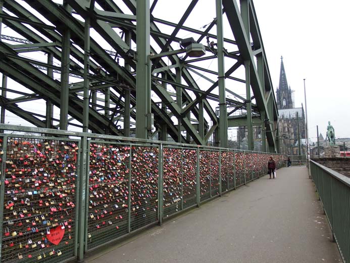 Cologne City Guide best things to do, see, eat and drink