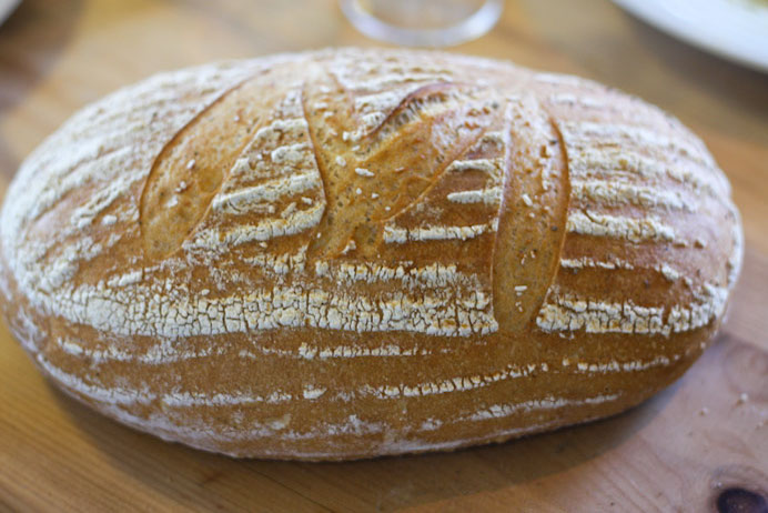 Easy White Bread Recipe - Bread baking tips and tricks - how to make bread at home.