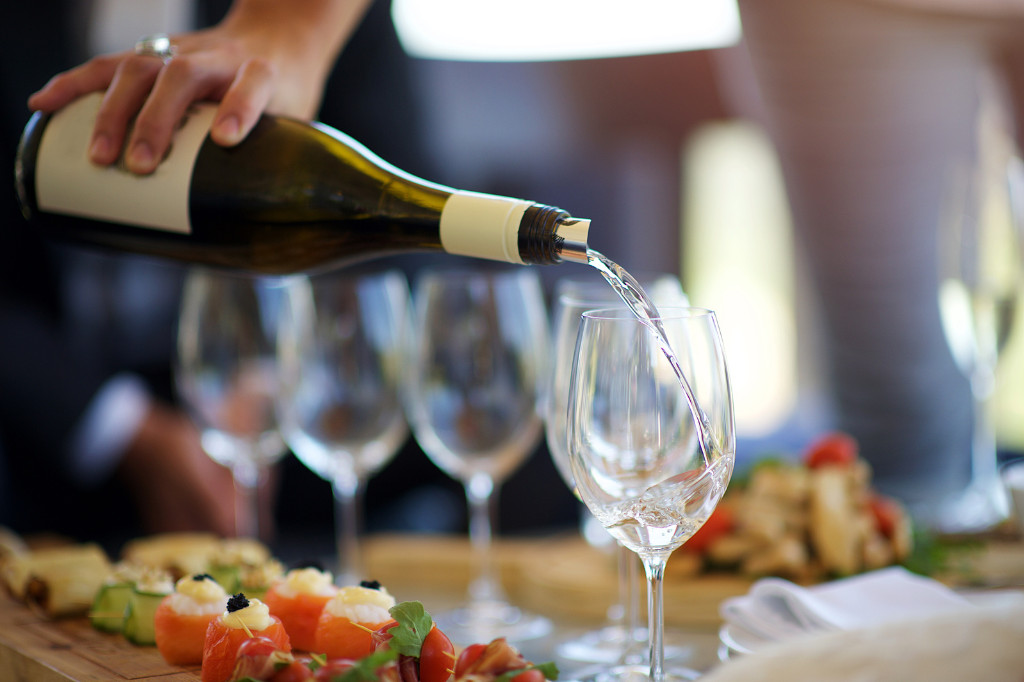 Best White Wines Food Pairing – Expert Tips