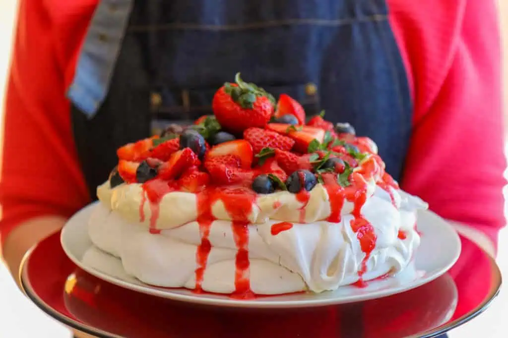 best pavlova toppings